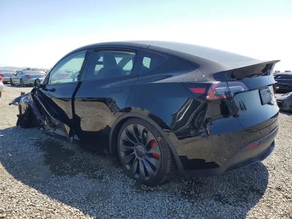 7SAYGDEF3RF104213 2024 TESLA MODEL Y - Image 2