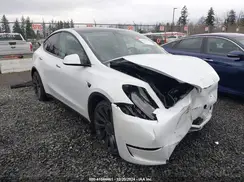 7SAYGDEF3RF195077 2024 TESLA MODEL Y