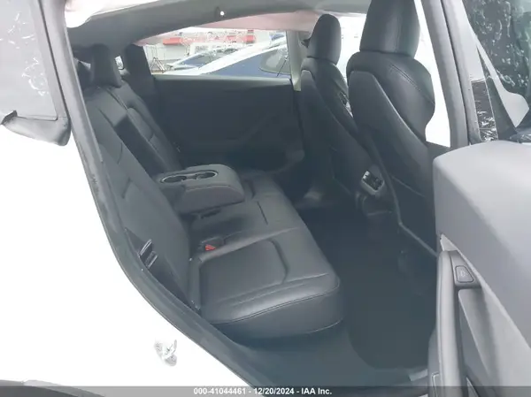7SAYGDEF3RF195077 2024 TESLA MODEL Y - Image 8