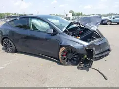 7SAYGDEF3SA345045 2025 TESLA MODEL Y