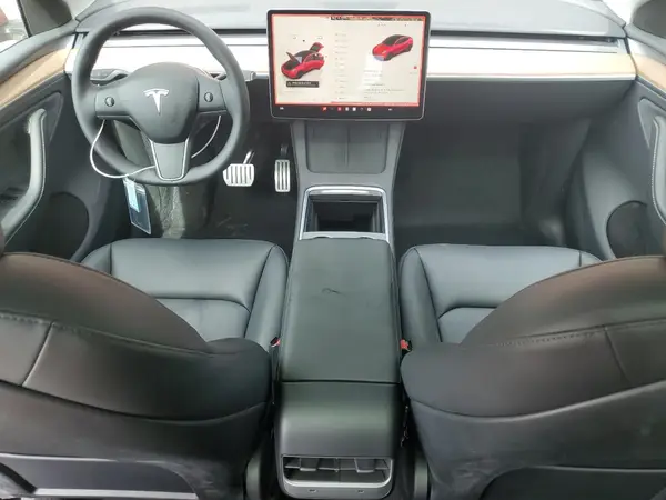 7SAYGDEF3SA366011 2025 TESLA MODEL Y - Image 8
