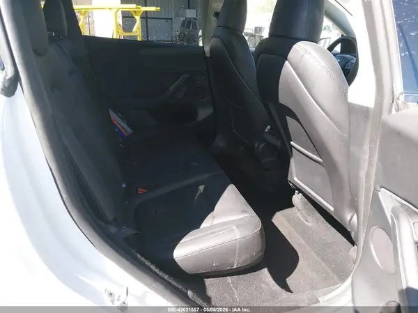 7SAYGDEF3SF218637 2025 TESLA MODEL Y - Image 8