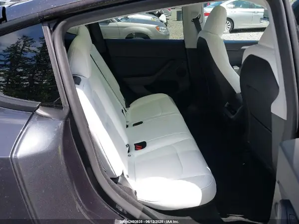 7SAYGDEF3SF254196 2025 TESLA MODEL Y - Image 8