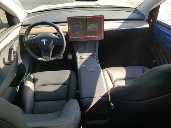 7SAYGDEF3SF260614 2025 TESLA MODEL Y - Image 8