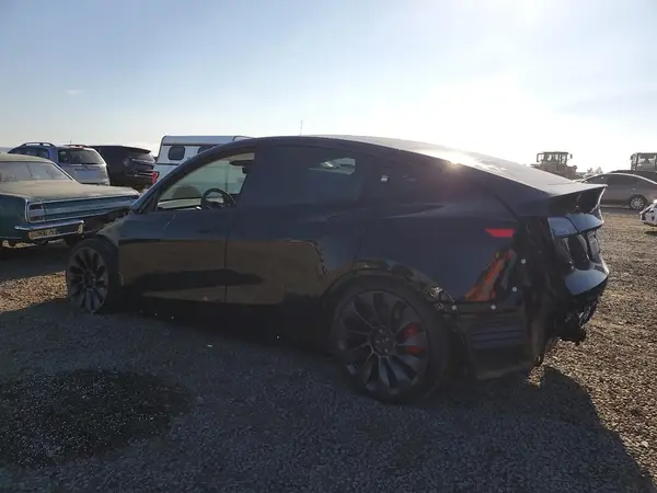 7SAYGDEF3SF302313 2025 TESLA MODEL Y - Image 2