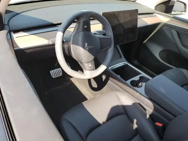 7SAYGDEF3SF310072 2025 TESLA MODEL Y - Image 8
