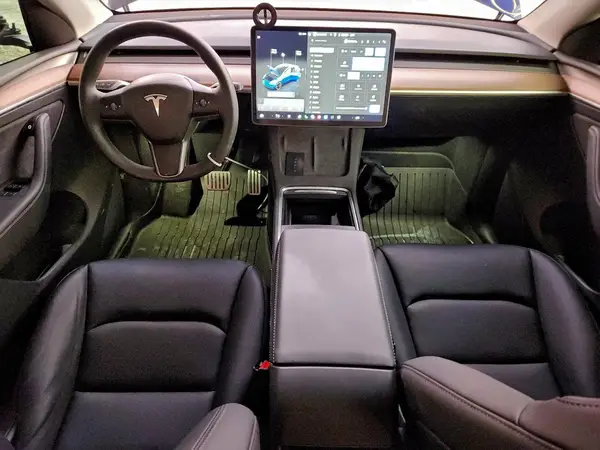 7SAYGDEF3SF311724 2025 TESLA MODEL Y - Image 8