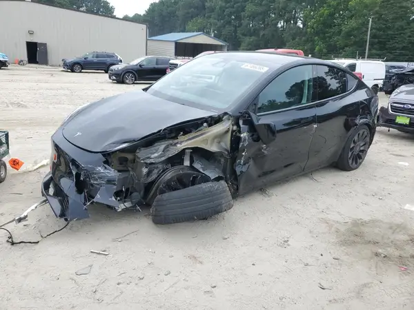 7SAYGDEF4NF310117 2022 TESLA MODEL Y - Image 1