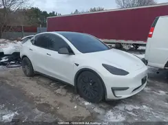 7SAYGDEF4NF319108 2022 TESLA MODEL Y