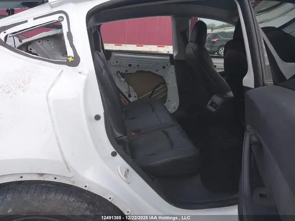 7SAYGDEF4NF319108 2022 TESLA MODEL Y - Image 8