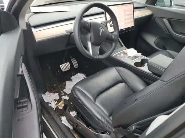 7SAYGDEF4NF323143 2022 TESLA MODEL Y - Image 8