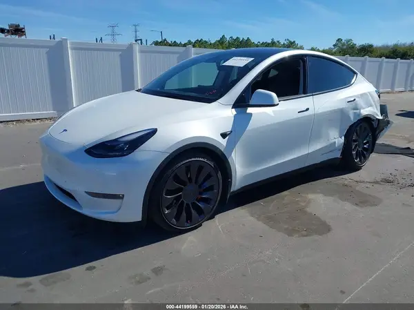 7SAYGDEF4NF337754 2022 TESLA MODEL Y - Image 2