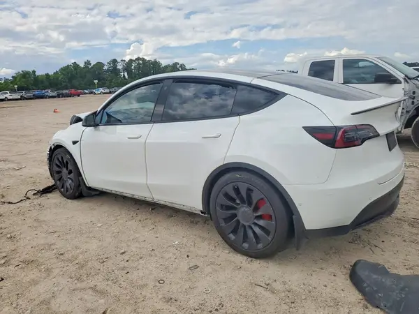 7SAYGDEF4NF345479 2022 TESLA MODEL Y - Image 2