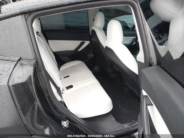 7SAYGDEF4NF350696 2022 TESLA MODEL Y - Image 8