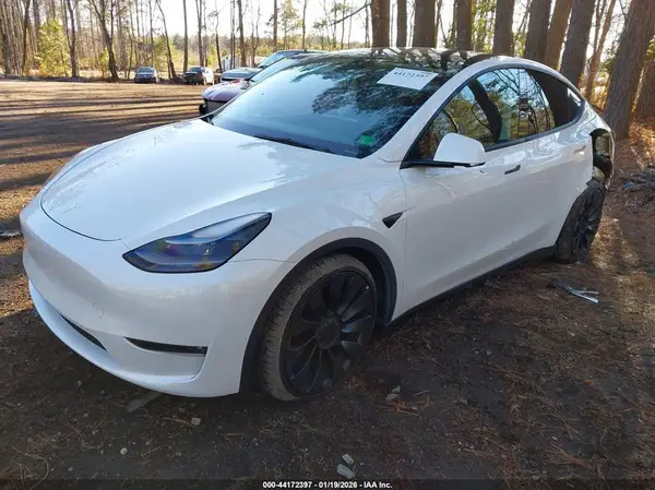 7SAYGDEF4NF376571 2022 TESLA MODEL Y - Image 2