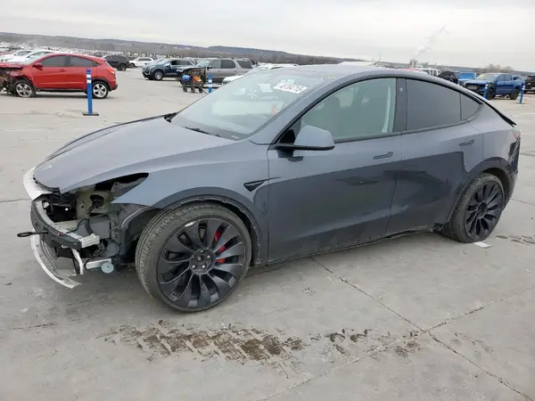 7SAYGDEF4NF380863 2022 TESLA MODEL Y - Image 1