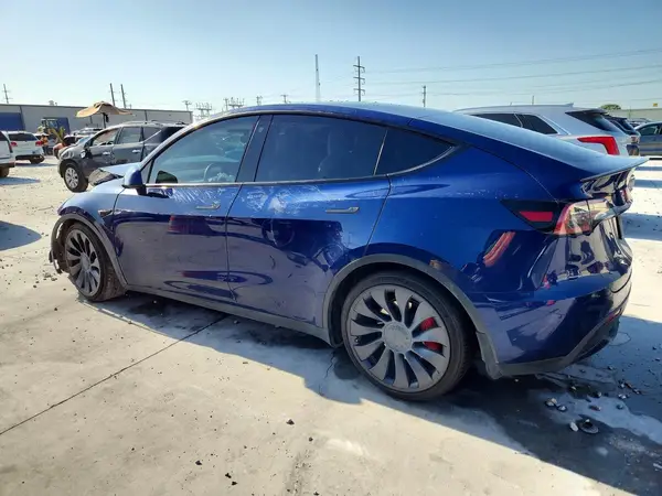 7SAYGDEF4NF382354 2022 TESLA MODEL Y - Image 2