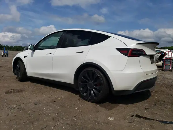 7SAYGDEF4NF389191 2022 TESLA MODEL Y - Image 2