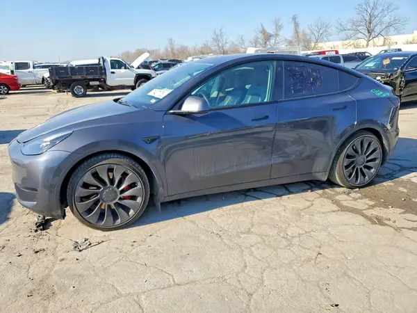 7SAYGDEF4NF391572 2022 TESLA MODEL Y - Image 1
