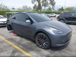 7SAYGDEF4NF397081 2022 TESLA MODEL Y