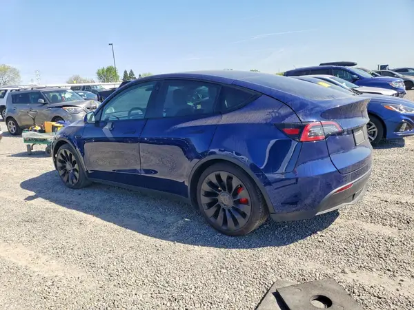7SAYGDEF4NF399946 2022 TESLA MODEL Y - Image 2