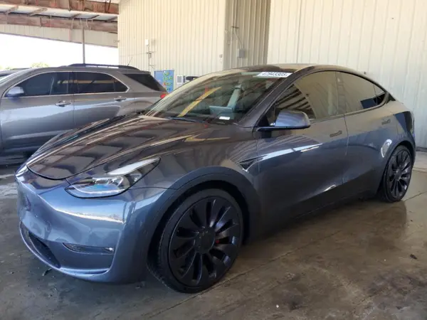 7SAYGDEF4NF400321 2022 TESLA MODEL Y - Image 1