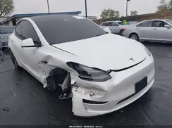 7SAYGDEF4NF411416 2022 TESLA MODEL Y