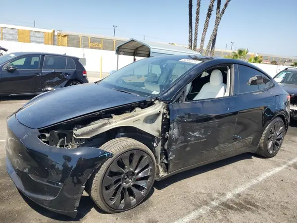 7SAYGDEF4NF436834 2022 TESLA MODEL Y - Image 1