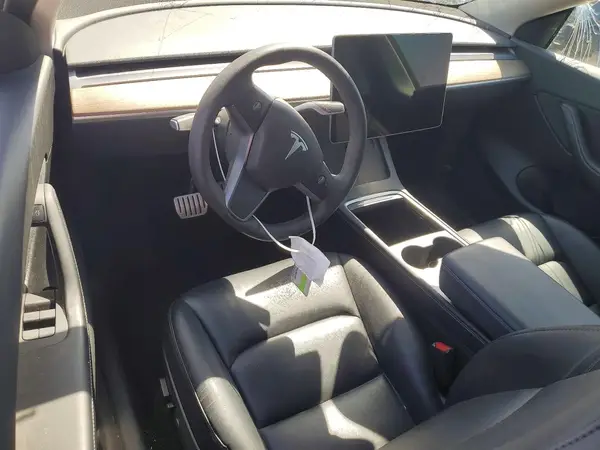7SAYGDEF4NF456419 2022 TESLA MODEL Y - Image 8