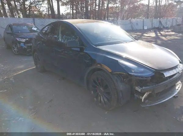7SAYGDEF4NF457506 2022 TESLA MODEL Y - Image 1