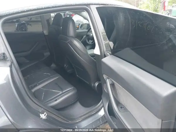 7SAYGDEF4NF467808 2022 TESLA MODEL Y - Image 8