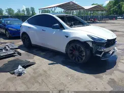 7SAYGDEF4NF468800 2022 TESLA MODEL Y