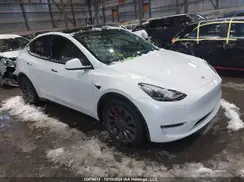 7SAYGDEF4NF506056 2022 TESLA MODEL Y