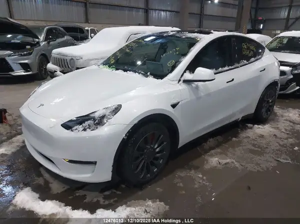 7SAYGDEF4NF506056 2022 TESLA MODEL Y - Image 2