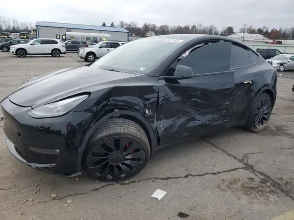 7SAYGDEF4NF512441 2022 TESLA MODEL Y - Image 1