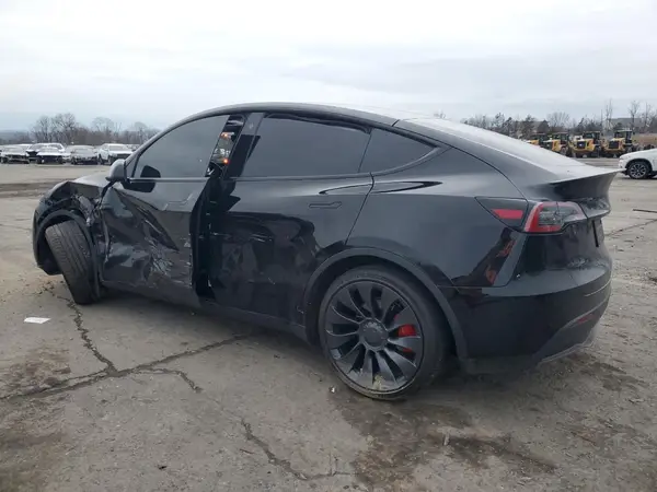7SAYGDEF4NF512441 2022 TESLA MODEL Y - Image 2