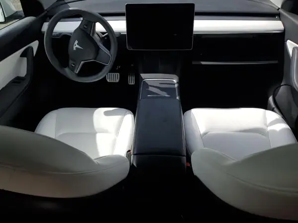 7SAYGDEF4NF518109 2022 TESLA MODEL Y - Image 8