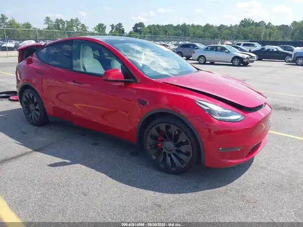 7SAYGDEF4NF518918 2022 TESLA MODEL Y - Image 1