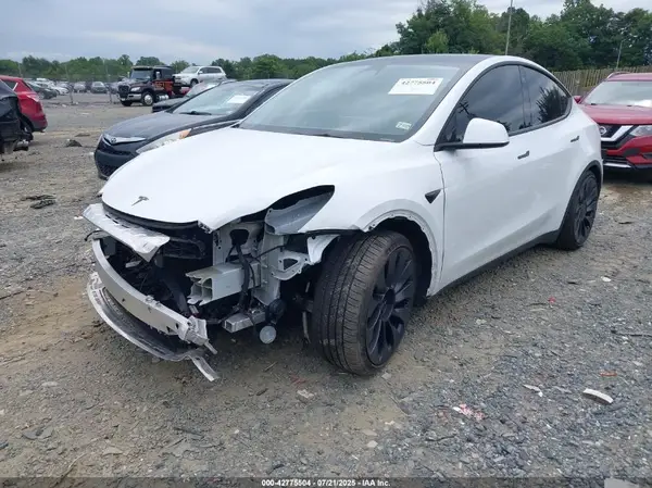 7SAYGDEF4NF521561 2022 TESLA MODEL Y - Image 2