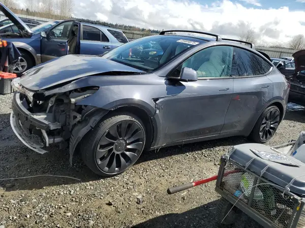 7SAYGDEF4NF523021 2022 TESLA MODEL Y - Image 1