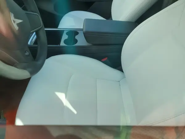 7SAYGDEF4NF523021 2022 TESLA MODEL Y - Image 8