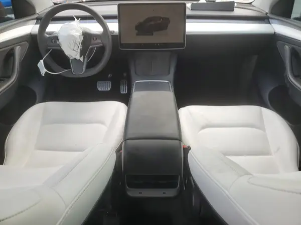7SAYGDEF4NF529899 2022 TESLA MODEL Y - Image 8