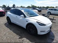 7SAYGDEF4NF532902 2022 TESLA MODEL Y