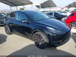 7SAYGDEF4NF537761 2022 TESLA MODEL Y