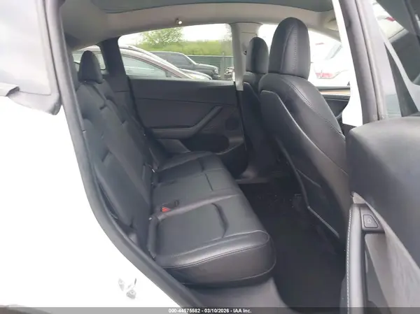 7SAYGDEF4NF538070 2022 TESLA MODEL Y - Image 8