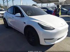 7SAYGDEF4NF538456 2022 TESLA MODEL Y