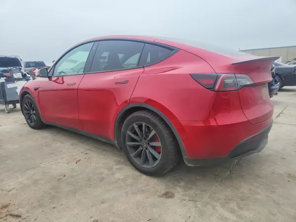 7SAYGDEF4NF543561 2022 TESLA MODEL Y - Image 2
