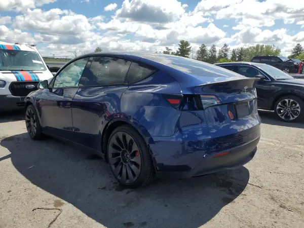 7SAYGDEF4NF556035 2022 TESLA MODEL Y - Image 2