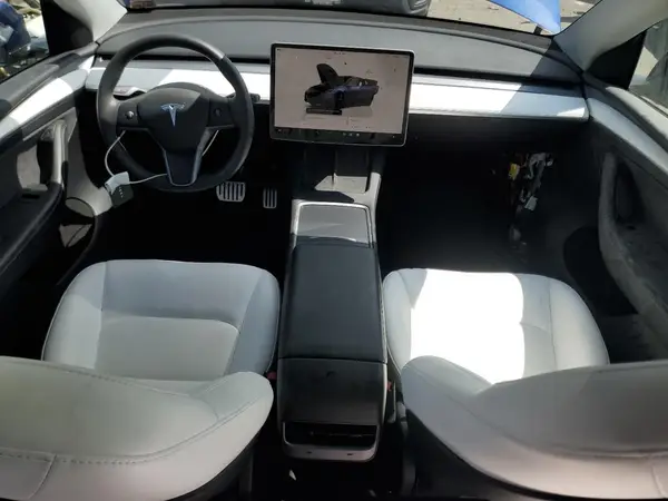 7SAYGDEF4NF556035 2022 TESLA MODEL Y - Image 8
