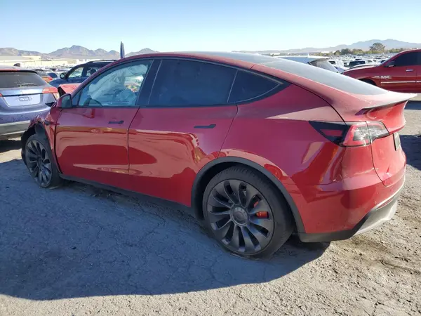 7SAYGDEF4NF573031 2022 TESLA MODEL Y - Image 2